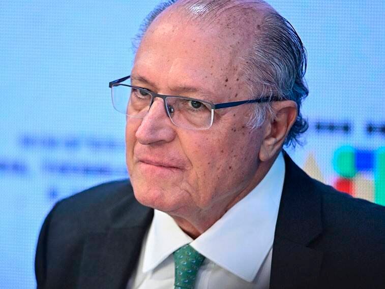 Mendonça autoriza transferência de Vorcaro para penitenciária federal após risco à ordem pública