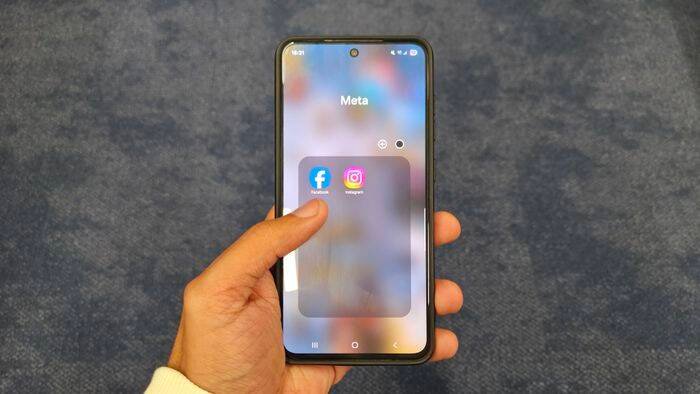 Meta revela nova IA que resume avaliações e promete revolucionar compras online