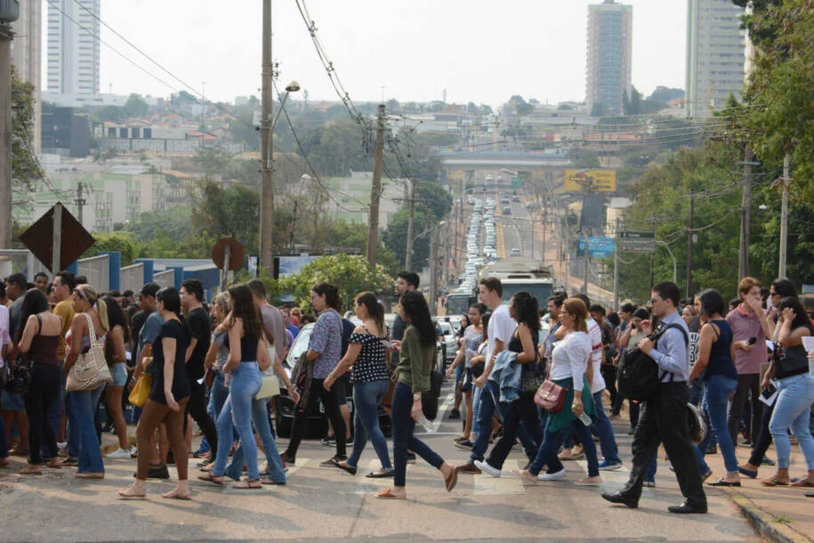 MGI divulga novas convocações para CNU 2025 com 3.652 vagas em disputa!