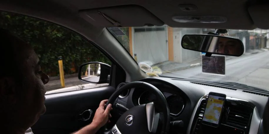 Ministério da Justiça determina transparência em custos de corridas de aplicativos