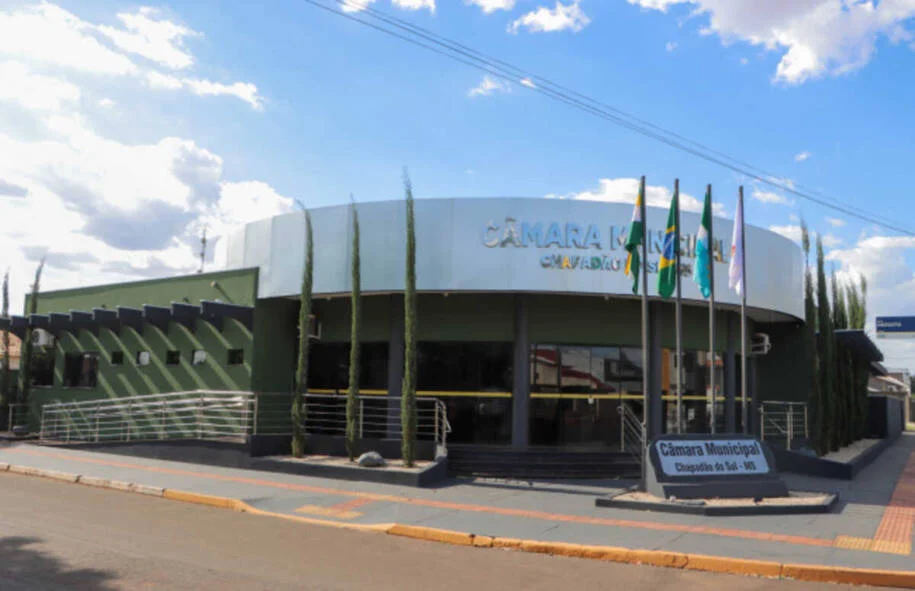 Ministério Público de MS exige explicações da Câmara de Chapadão do Sul após gastos exorbitantes