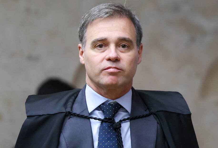 Ministro André Mendonça desobriga Augusto Ferreira Lima e CPMI do INSS é cancelada