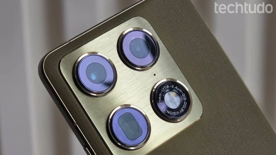 Motorola lança Motorola Signature a R$ 8.999 com câmeras de 50 MP e design ultrafino