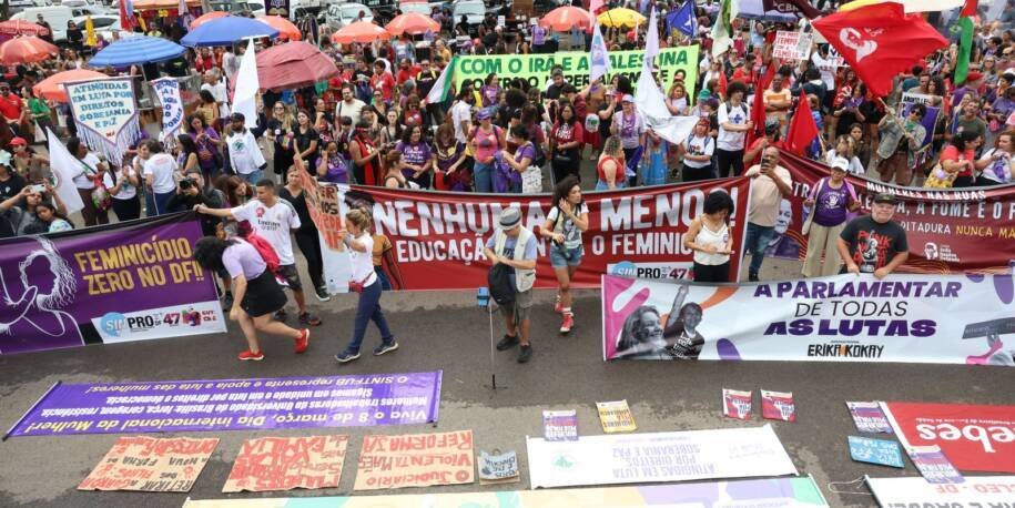 Mulheres exigem ação do governo Ibaneis Rocha contra feminicídio em Brasília