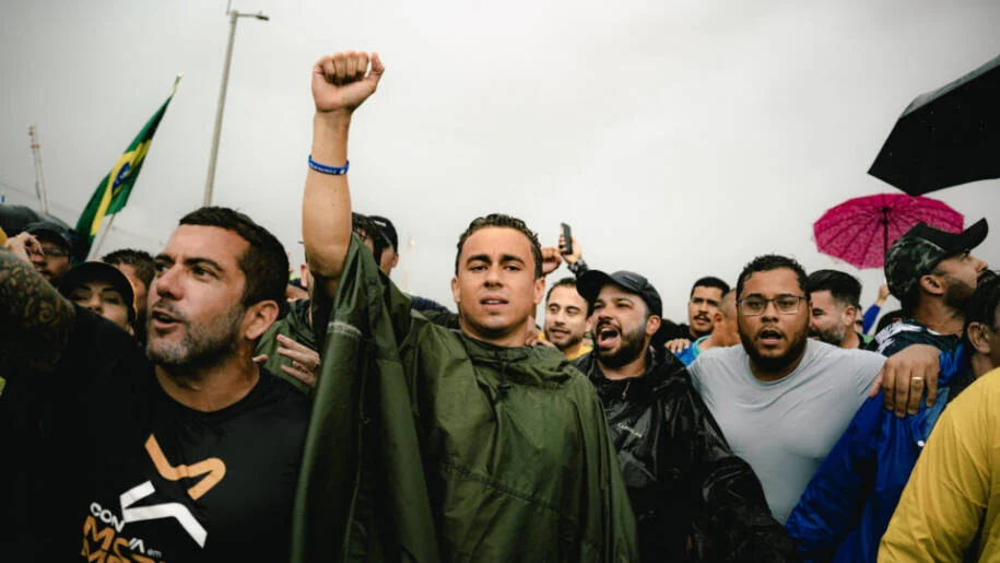 Nikolas Ferreira ironiza denúncia sobre jato de Vorcaro e critica governo Lula