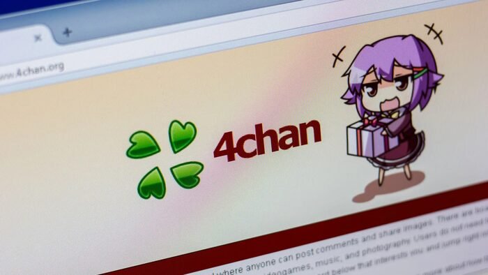Ofcom aplica multa de R$ 3,6 milhões ao 4chan por falhas em proteção de menores