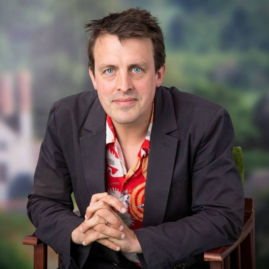 Oliver Bullough revela como governos falham em combater lavagem de dinheiro global