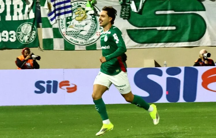 Palmeiras derrota São Paulo e enfrenta Novorizontino na final do Paulistão