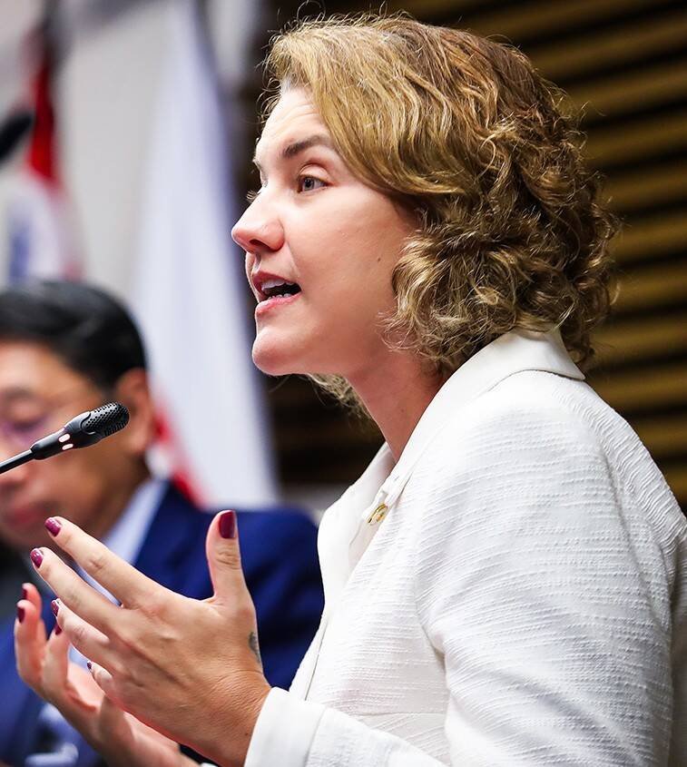 PGFN planeja cadastro positivo fiscal enquanto Bolsonaro enfrenta UTI e risco de prisão