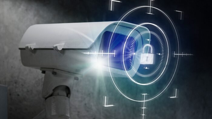 Polícia Militar investiga câmera escondida em banheiro de empresa em Içara, SC