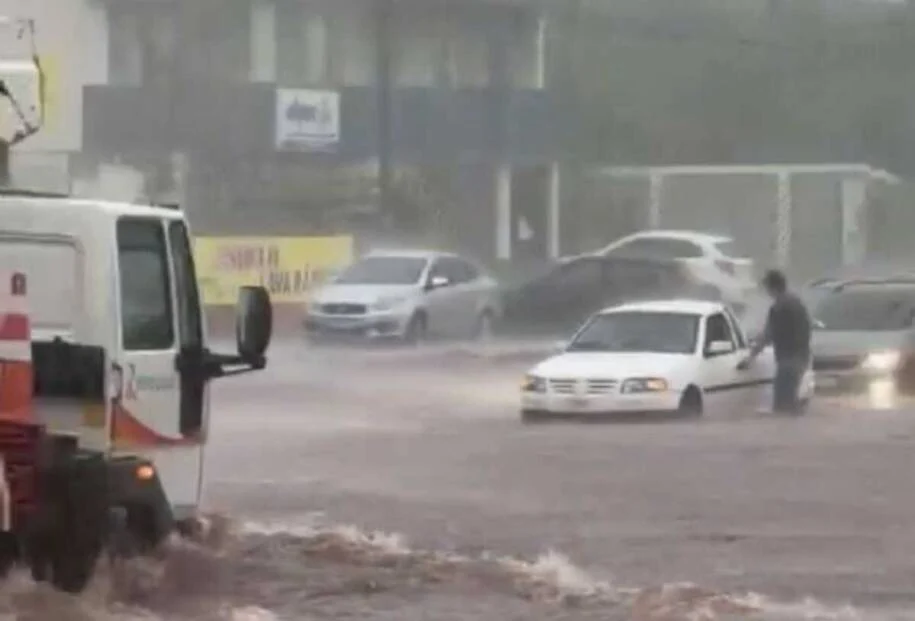 Prefeito Marcos Calderan revela alagamentos em Maracaju após chuva histórica
