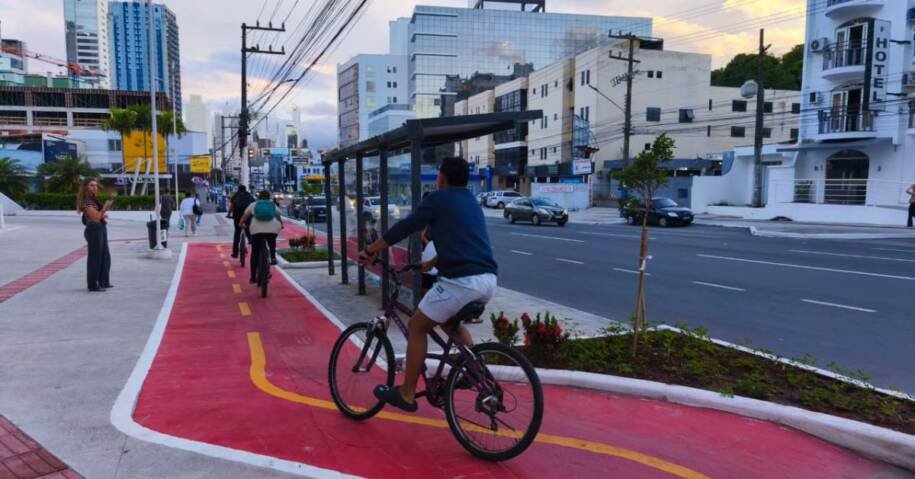 Prefeitura de Balneário Camboriú conclui ciclovia de 700 metros e promete mais