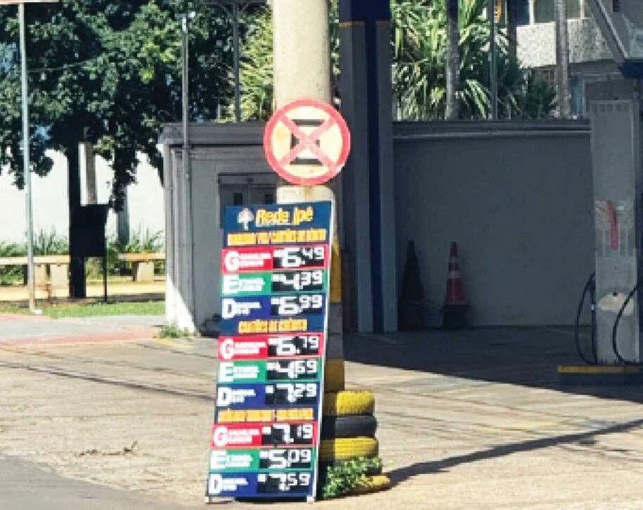 Procon-MS monitora alta dos combustíveis enquanto Eduardo Riedel discute ICMS