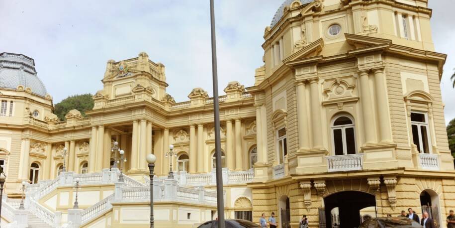 PSD pede eleições diretas ao STF após renúncia de Cláudio Castro e condenação