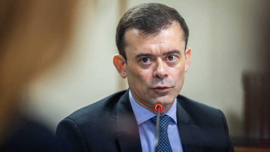 Rogério Ceron assume Fazenda e Dario Durigan se torna ministro após saída de Haddad