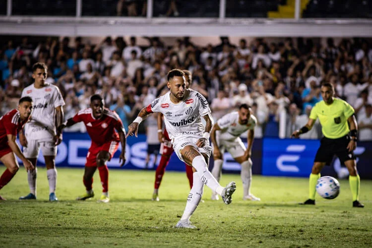 Santos amarga derrota para Internacional e Neymar decepciona na Vila Belmiro