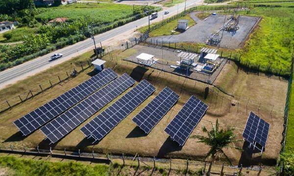 SCGÁS celebra 1 ano de usina solar e reduz 7,75 toneladas de CO2