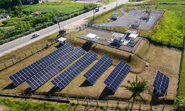 SCGÁS celebra 1 ano de usina solar e reduz 7,75 toneladas de CO2