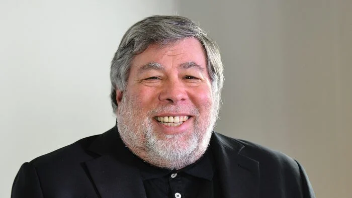 Steve Wozniak critica IAs como ‘decepcionantes’ durante celebração da Apple