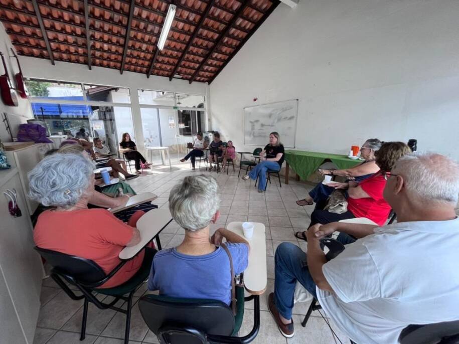 Tatiane Gonzalez Kochhann conduz evento sobre envelhecimento precoce em Balneário Camboriú