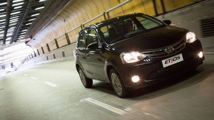 Toyota Etios tem preço corrigido e surpreende com alta de 135,3% até 2026