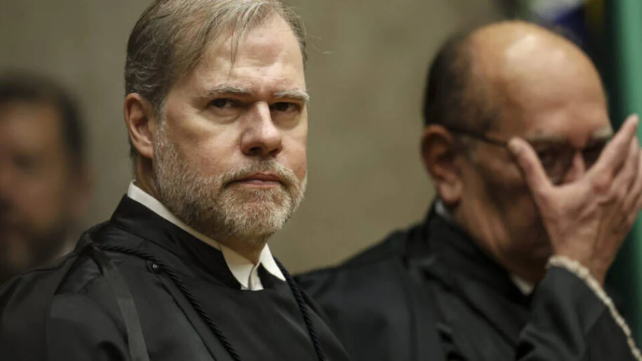 Transparência Internacional cobra STF após quebra de sigilo de Vorcaro e prisão