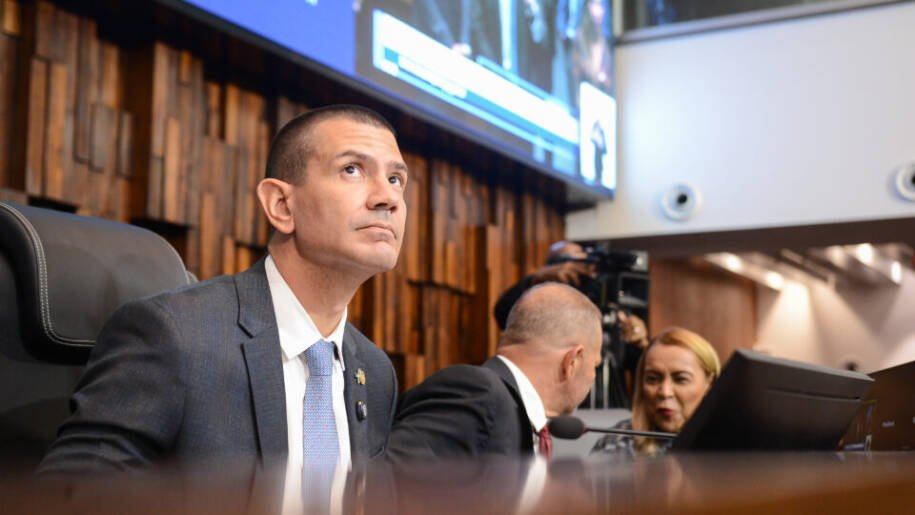 Alerj exige que Fux reconheça Douglas Ruas como governador do RJ após renúncias