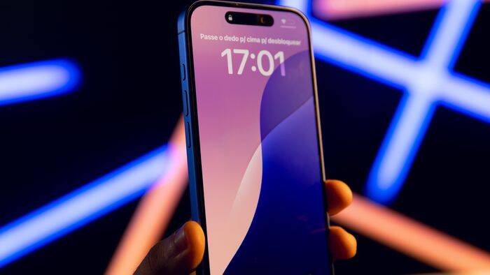 Apple revela iOS 27 com IA para fotos e evolução da Siri; lançamento em 2026!