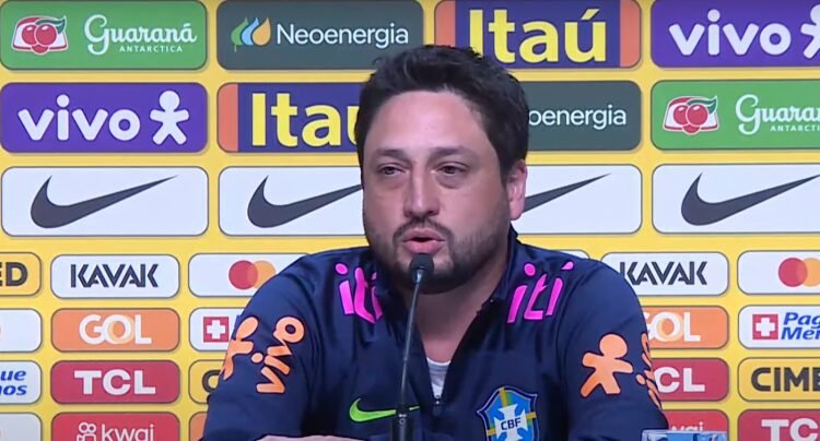 Arthur Elias celebra vitória do Brasil no Fifa Series e mira Copa do Mundo 2027