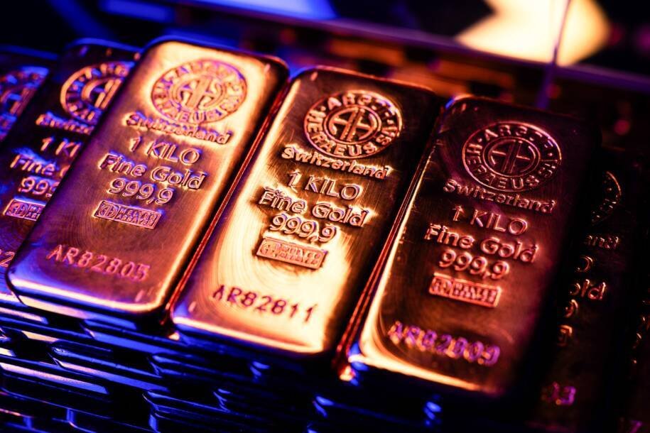 Caixa Econômica Federal impulsiona penhor de joias com ouro a R$ 900 e Selic alta