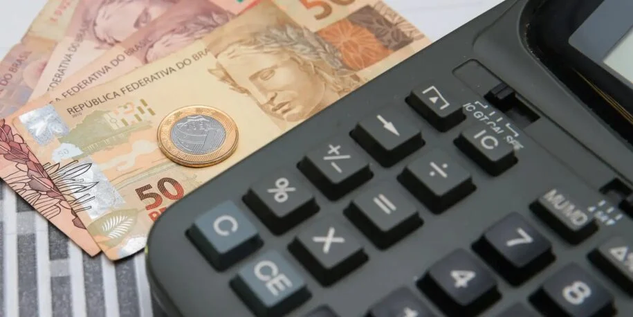 Caixa Econômica Federal libera saque de fundo PIS/Pasep; saiba como acessar