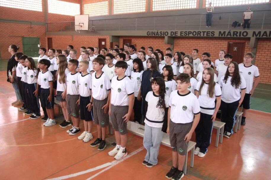 Câmara Mirim de Blumenau realiza primeira sessão itinerante em escola da Vila Itoupava