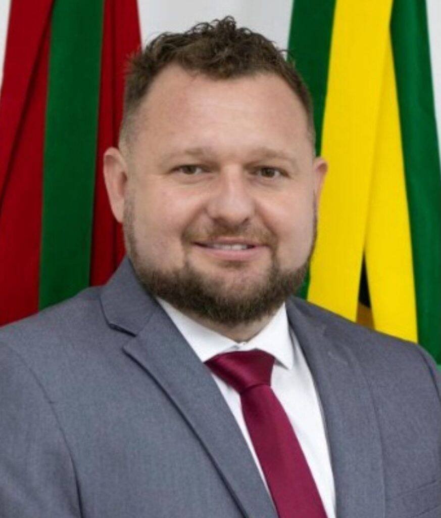 Câmara Municipal de Penha avança em investigação de 'rachadinha' e cobra imprensa