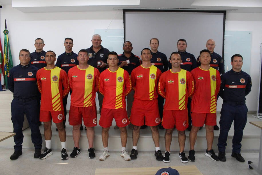 CBMSC certifica oito instrutores e revoluciona o mergulho em SC com novas técnicas