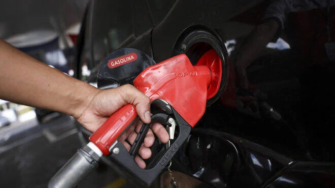 Confaz divulga novos preços de combustíveis e provoca tensão entre estados