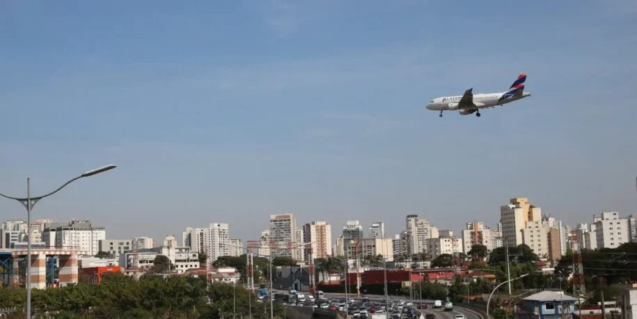Conselho Monetário Nacional aprova linha de crédito para empresas aéreas em crise