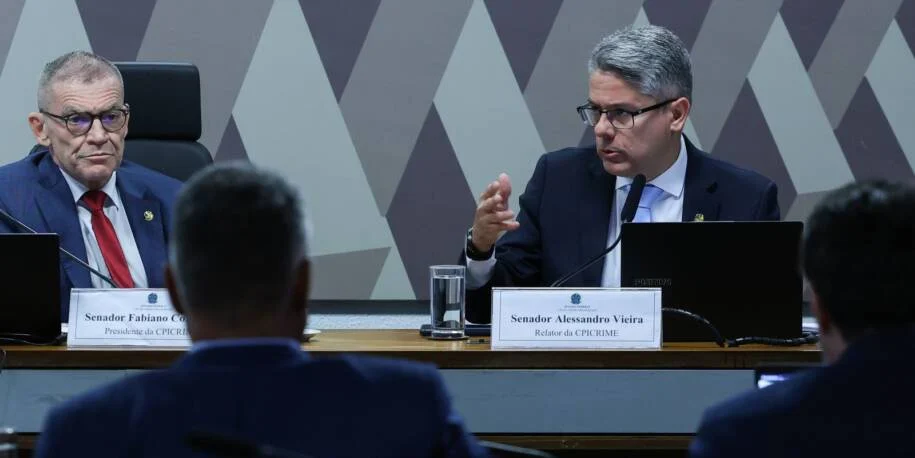 CPI do Crime Organizado rejeita relatório de Alessandro Vieira e gera polêmica