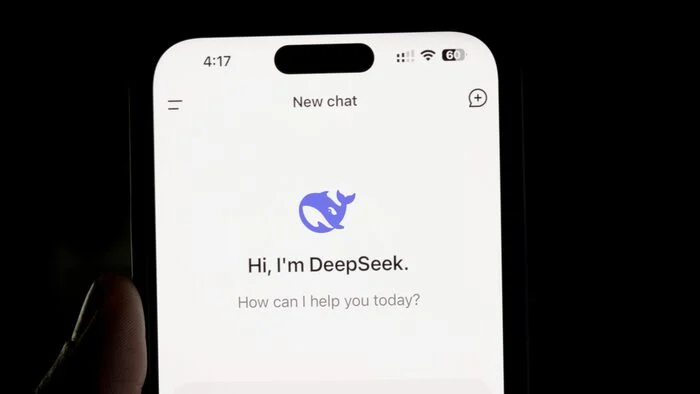 DeepSeek lança IA revolucionária e gera polêmica sobre uso de chips da Nvidia