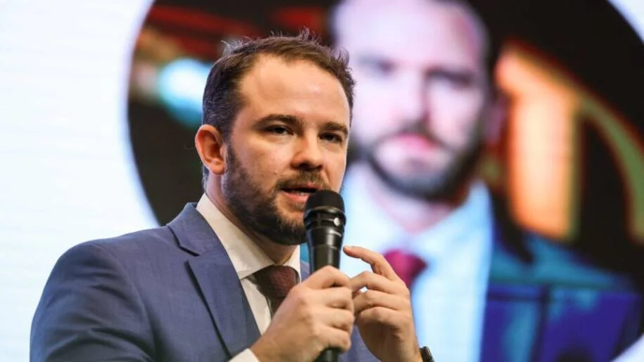 Especialistas alertam sobre fim da declaração do Imposto de Renda e suas consequências