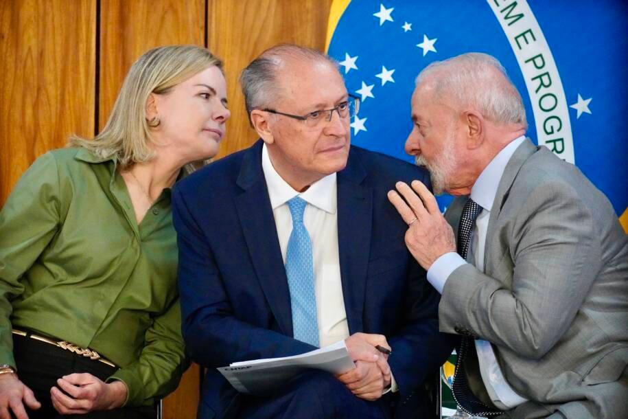 Exoneração de Alckmin e Gleisi no DOU; Guilherme Mello assume Petrobras após renúncia