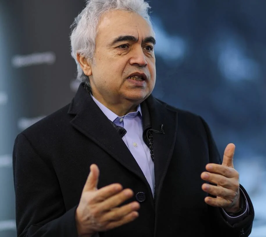 Fatih Birol alerta: Europa pode ter cancelamentos de voos por falta de combustível