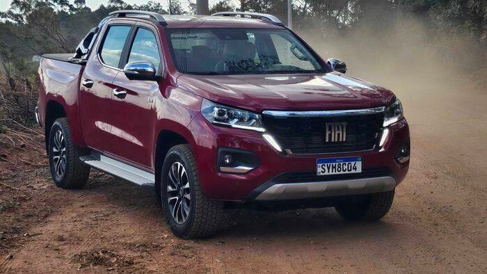 Fiat derrete preços de Cronos, Fastback e Titano com descontos até R$ 68 mil