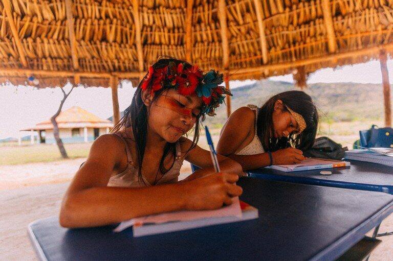 FNDE intensifica ações e garante educação de qualidade para indígenas no Brasil