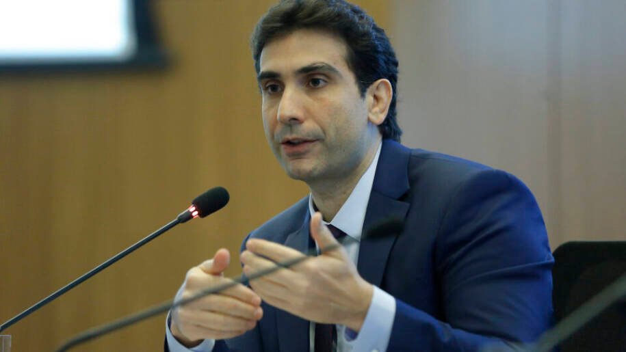 Gabriel Galípolo alerta sobre fraudes no Pix durante CPI do Crime Organizado