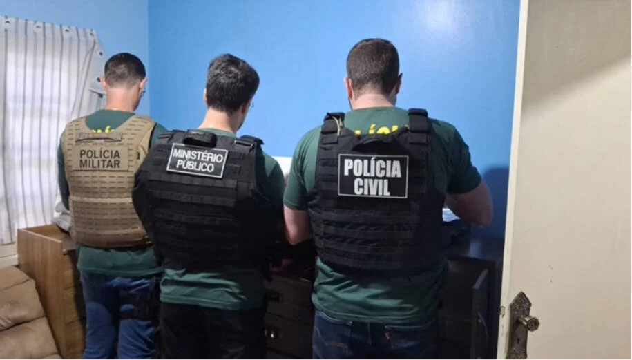 GAECO deflagra Operação ‘Bolso Duplo’ e expõe esquema de rachadinha em SC