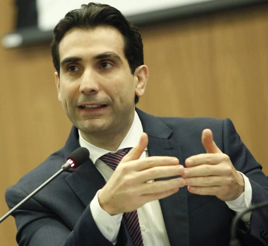 Galípolo vai à CPI do Crime Organizado após ataque perto de consulado em Istambul