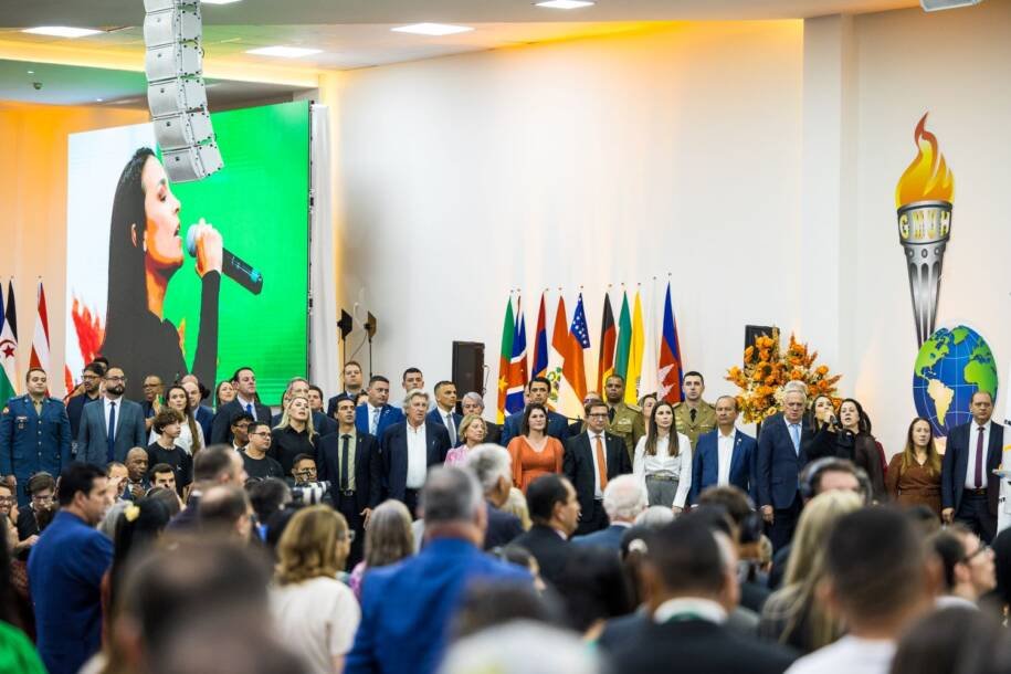Governador Jorginho Mello celebra abertura do 41º Congresso dos Gideões em SC