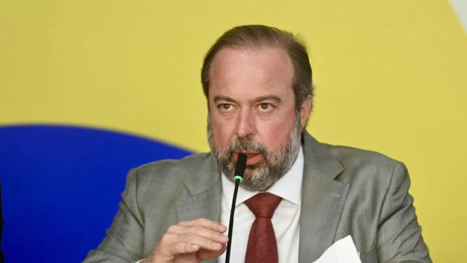 Governo Federal propõe pena de até 5 anos para punir aumento abusivo de combustíveis