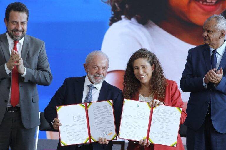 Governo Lula regulamenta reembolso-creche de até R$ 526,64 para terceirizados