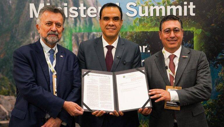 Governo Lula zera tributos sobre querosene e busca reduzir custo de passagens aéreas